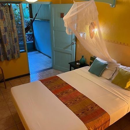 Cabinas Guarana Puerto Viejo de Talamanca Ngoại thất bức ảnh